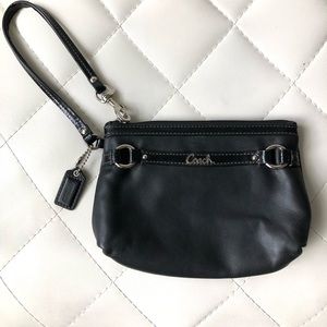 Coach Classic Small Wristlet